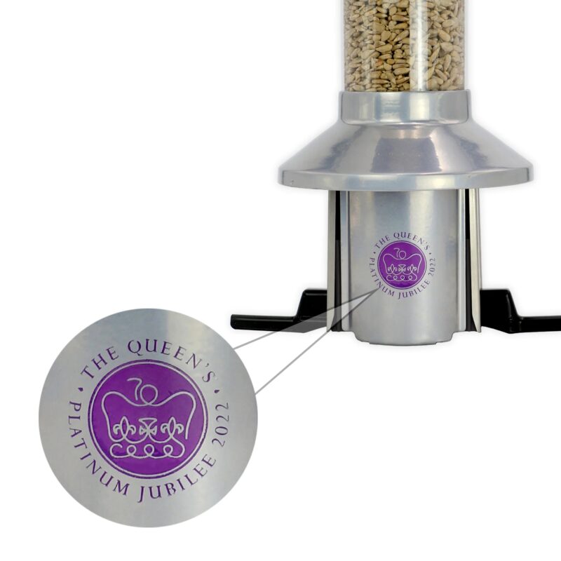 Roamwild PestOff Bird Feeder | Queen Elizabeth II Platinum Jubilee Tribute - Image 10